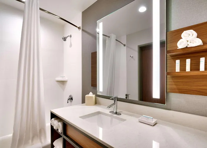 Hilton Garden Downtown, Az 3*